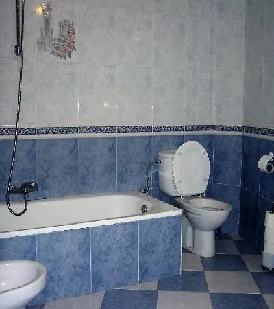 Gemuetliches Ferienhaus In Mit Grill بيت للعطل *